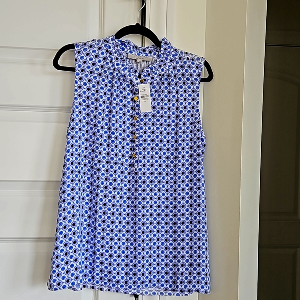 Loft NWT women's sleevless tank size M.